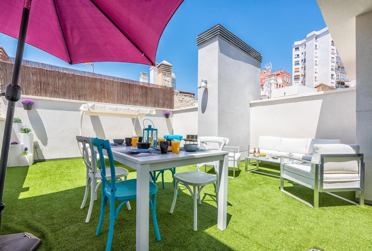 Appartamento Atico Con Terraza Ac 1Hab En El Centro Y Piscina Comunitaria Málaga Esterno foto