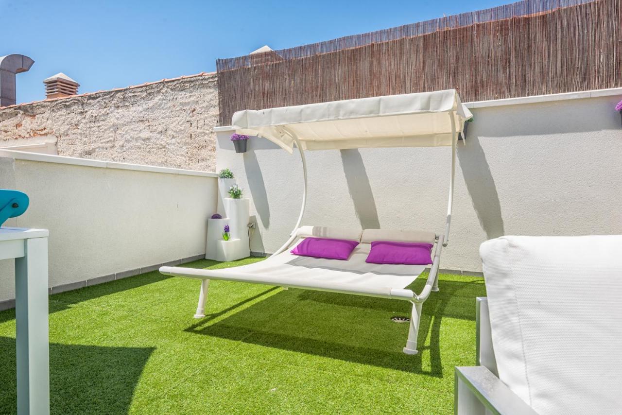 Appartamento Atico Con Terraza Ac 1Hab En El Centro Y Piscina Comunitaria Málaga Esterno foto