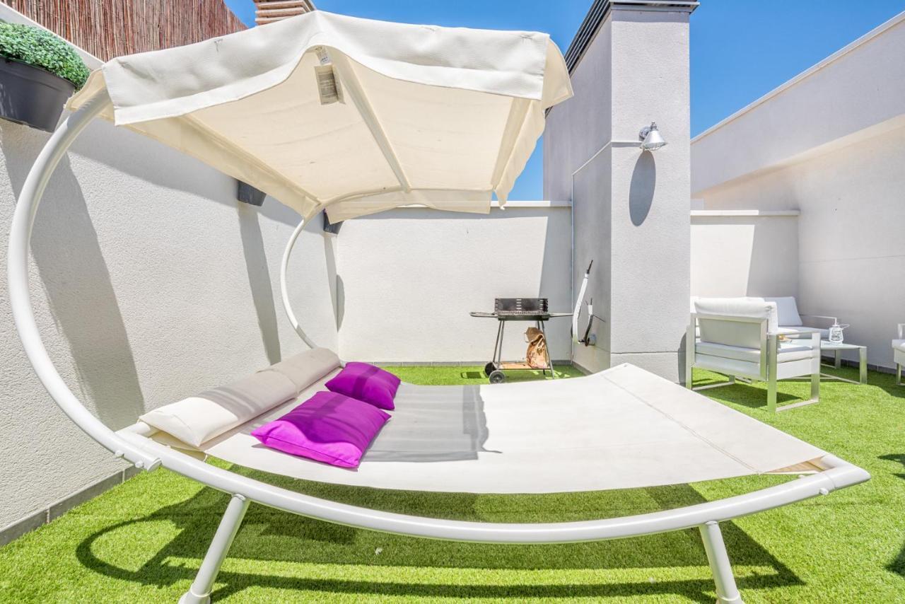 Appartamento Atico Con Terraza Ac 1Hab En El Centro Y Piscina Comunitaria Málaga Esterno foto